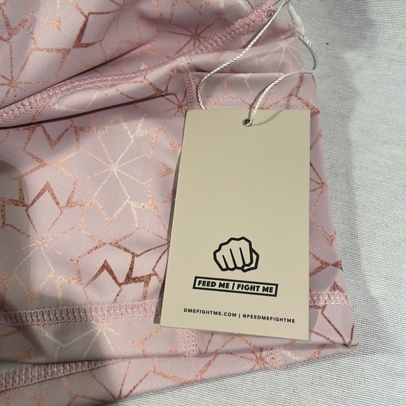 FMFM WOMENS CHAMPAGNE WINTER SHORTS NWT - Picture 9 of 9